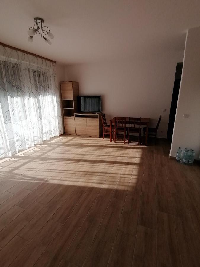 Adam Guesthouse I. Кечкемет Екстер'єр фото